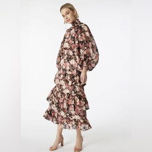 ELLIATT SONVIA MAXI DRESS IN FLORAL PRINT
